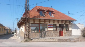 Sasi Apartmanház